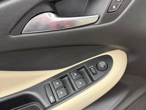 Used 2020 Buick Envision Preferred FWD image 44