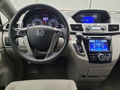 Used 2016 Honda Odyssey EX image 22