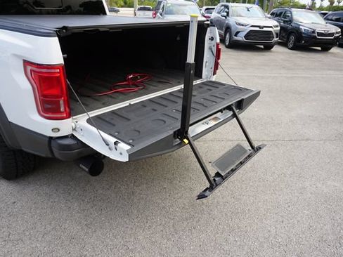 Used 2017 Ford F150 Raptor w/ Equipment Group 802A Luxury AWD/4WD image 14