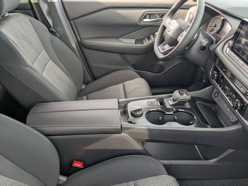 New 2026 Nissan Rogue SV AWD/4WD image 31