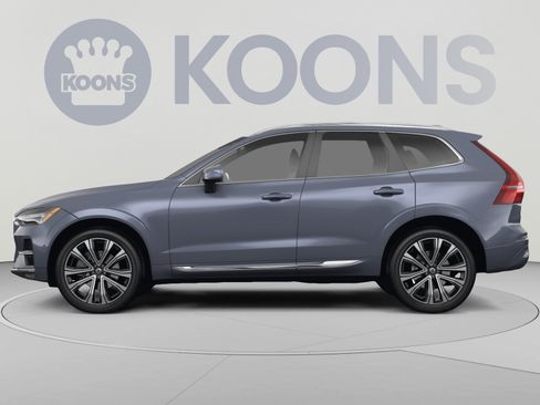 Used 2023 Volvo XC60 B5 Plus w/ Climate Package AWD/4WD image 2
