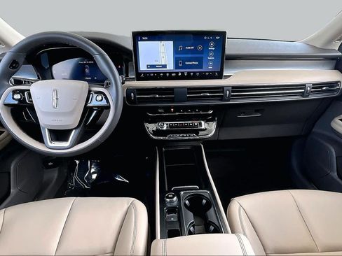 Used 2024 Lincoln Corsair FWD image 14