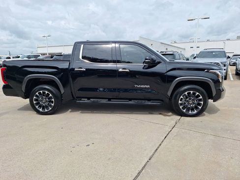 Used 2026 Toyota Tundra Limited AWD/4WD image 7