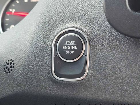 Used 2025 Mercedes-Benz Sprinter 2500 image 37