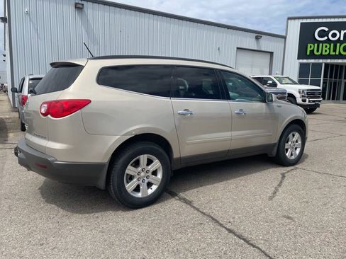 Used 2012 Chevrolet Traverse LT FWD image 14