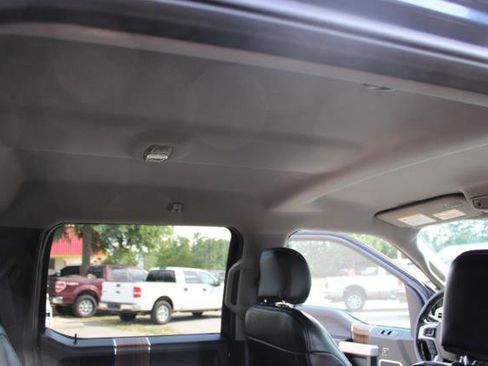 Used 2015 Ford F150 Lariat w/ Equipment Group 502A Luxury AWD/4WD image 23