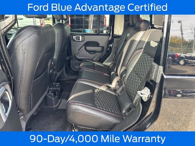Used 2023 Jeep Gladiator Rubicon w/ Cold Weather Group AWD/4WD image 18