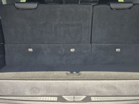 Used 2019 Chevrolet Tahoe Premier RWD image 20