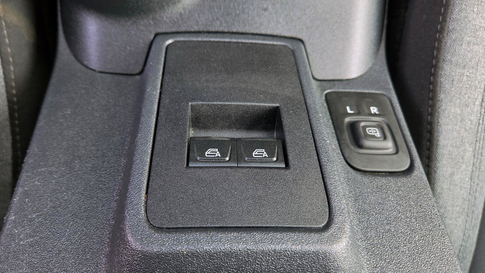 Used 2023 Ford Bronco 2-Door AWD/4WD image 32