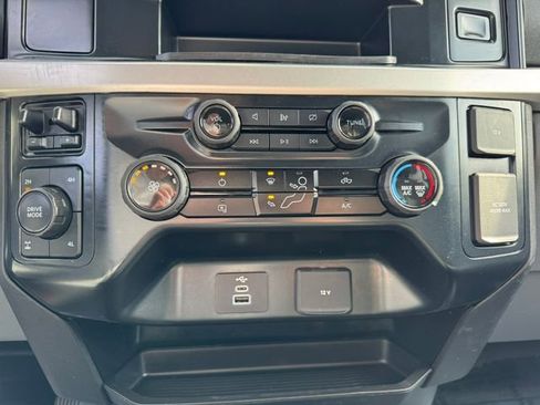Used 2024 Ford F350 XLT AWD/4WD image 34