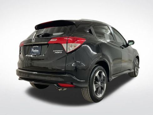 Used 2021 Honda HR-V Sport image 3