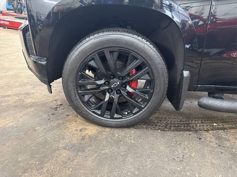 Used 2022 Chevrolet Silverado 1500 RST image 11