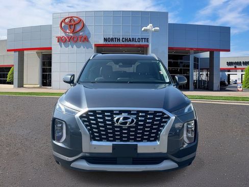 Used 2020 Hyundai Palisade SEL w/ Premium Package AWD/4WD image 2