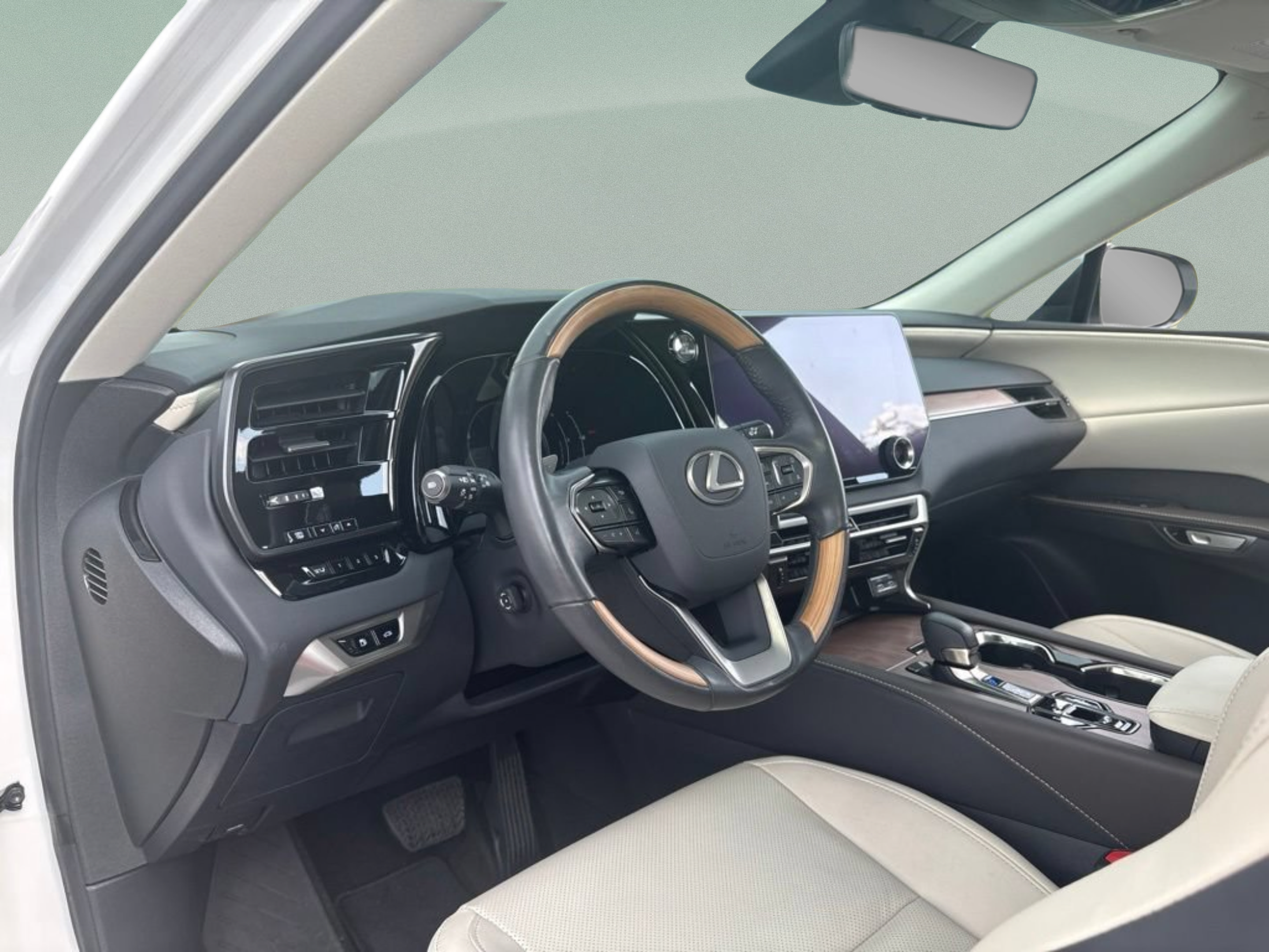 Used 2024 Lexus RX 350 Premium w/ Cold Area Package FWD image 15