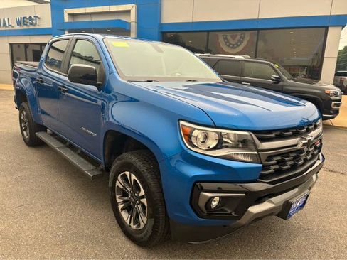 Used 2022 Chevrolet Colorado Z71 AWD/4WD image 15