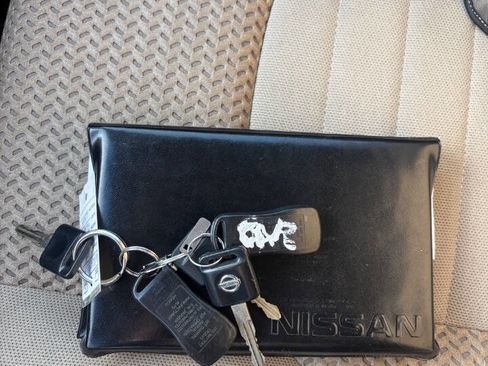 Used 2007 Nissan Frontier SE w/ SE Value Truck Pkg image 18