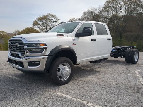 New 2026 RAM 5500 Tradesman image 6