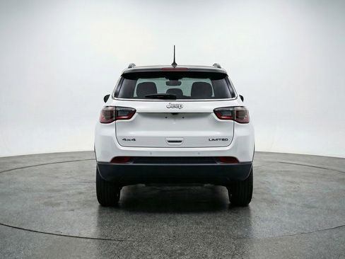 Used 2025 Jeep Compass Limited AWD/4WD image 7