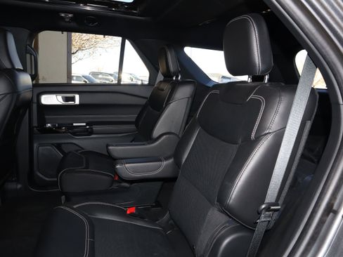 Certified 2024 Ford Explorer ST w/ Equipment Group 401A image 37