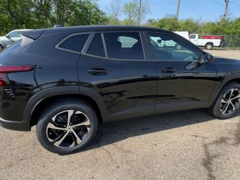 New 2026 Chevrolet Trax RS w/ Driver Confidence Package FWD image 2