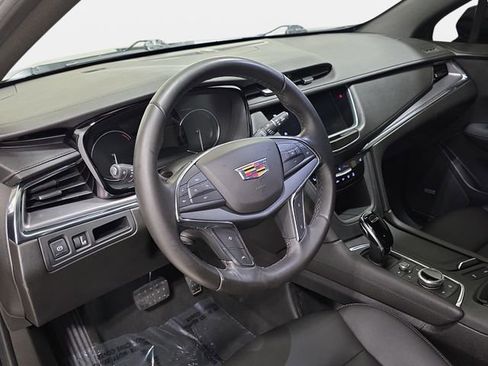 Used 2020 Cadillac XT5 Luxury FWD image 13