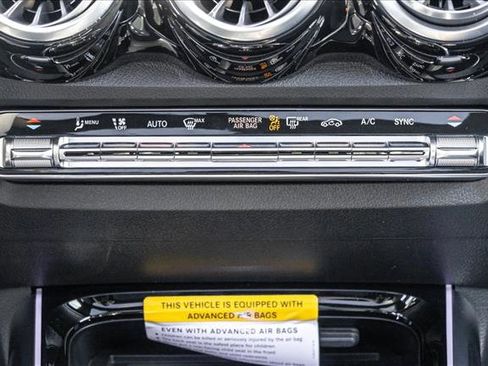 New 2026 Mercedes-Benz GLB 250 4MATIC image 20