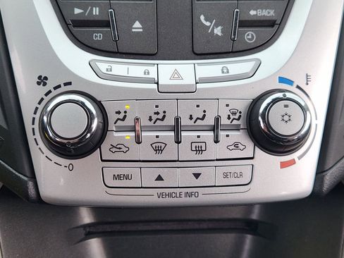 Used 2011 Chevrolet Equinox LT w/ Driver Convenience Package image 18