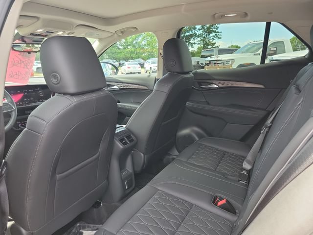 Used 2023 Buick Envision Avenir AWD/4WD image 35