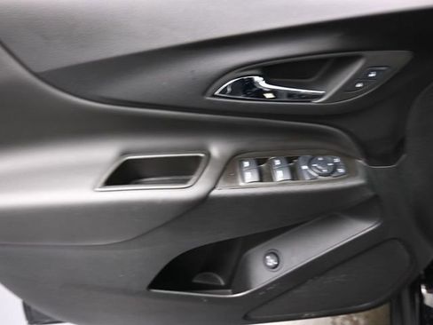 Used 2024 Chevrolet Equinox LT image 13