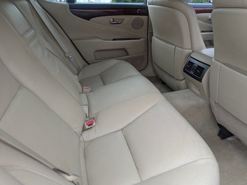 Used 2012 Lexus LS 460 w/ Luxury Value Edition image 13