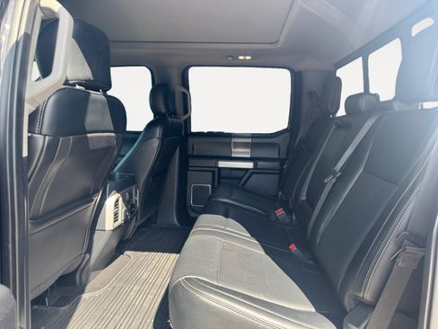 Used 2019 Ford F250 Lariat w/ Lariat Ultimate Package AWD/4WD image 13