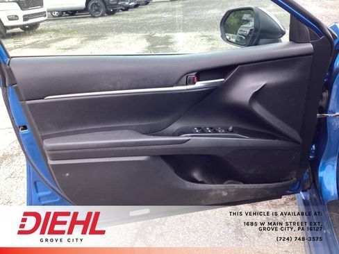 Used 2019 Toyota Camry SE FWD image 15