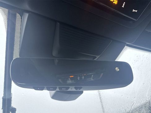 New 2026 Volkswagen Tiguan SE R-Line image 34