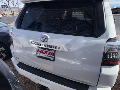 Used 2023 Toyota 4Runner SR5 Premium image 5