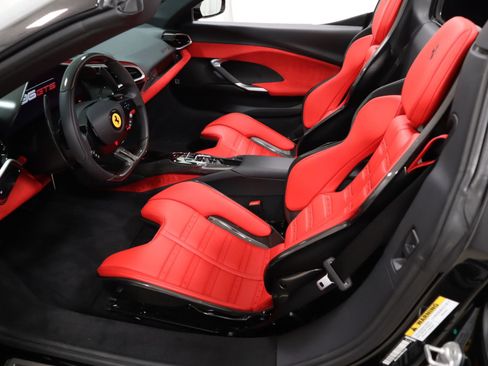 Used 2025 Ferrari 296 GTS RWD image 25