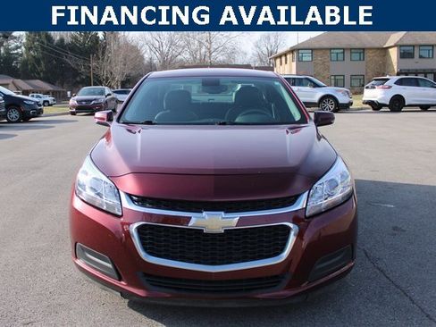 Used 2015 Chevrolet Malibu LT w/ Power Convenience Package image 3