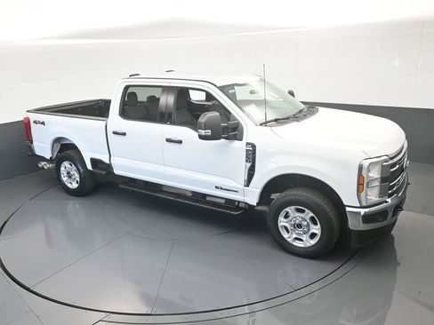 Used 2025 Ford F250 XLT image 57