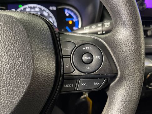 Certified 2024 Toyota RAV4 LE AWD/4WD image 27