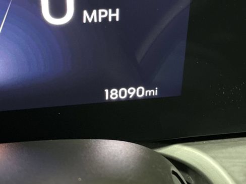 Used 2025 Buick Encore GX Preferred FWD image 13