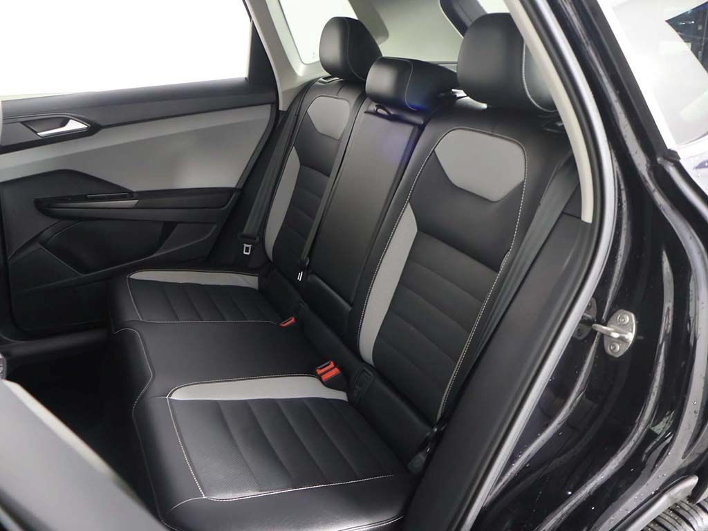 Used 2023 Volkswagen Taos SEL AWD/4WD image 34