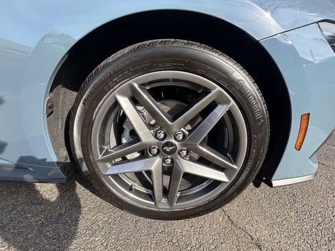 Used 2025 Ford Mustang Premium image 10