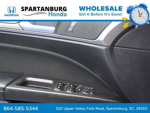 Used 2019 Ford Fusion SE image 14