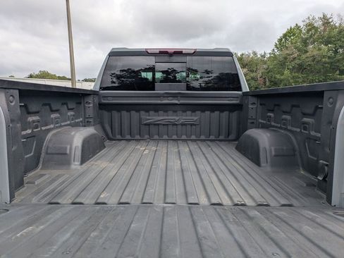 Used 2024 Chevrolet Silverado 1500 ZR2 AWD/4WD image 10