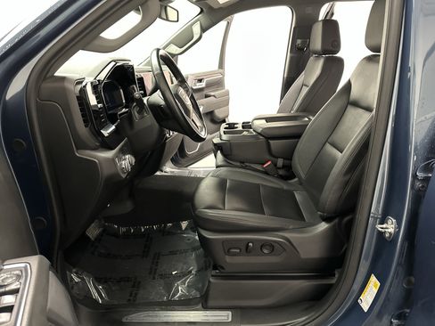Used 2024 GMC Sierra 1500 SLT image 19
