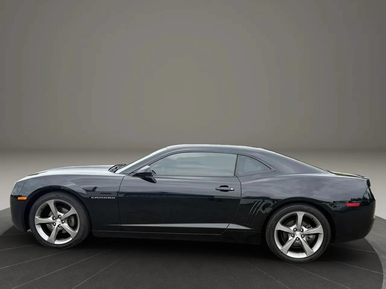 Used 2013 Chevrolet Camaro LT w/ RS Package RWD image 7
