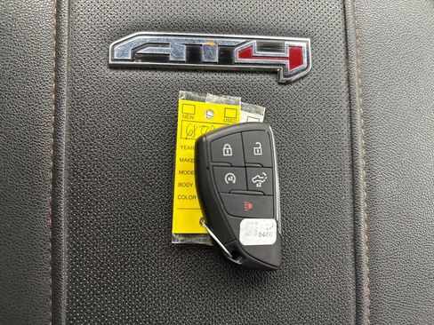 Used 2024 GMC Sierra 2500 AT4 w/ AT4 Premium Plus Package image 36