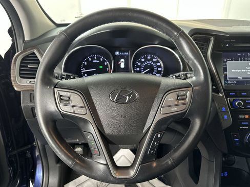 Used 2017 Hyundai Santa Fe Sport image 18