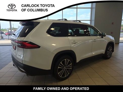 Used 2024 Toyota Grand Highlander AWD Hybrid image 7