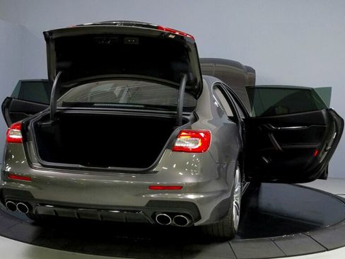 Used 2017 Maserati Quattroporte S GranSport image 14