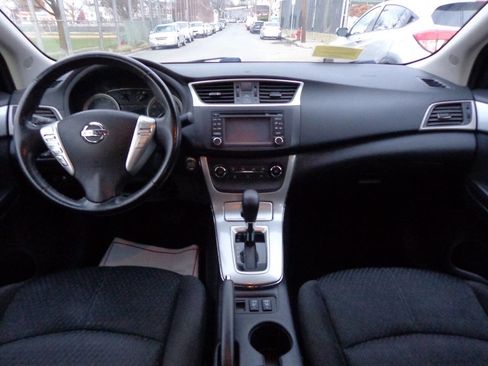 Used 2015 Nissan Sentra SR w/ Navigation Package image 25